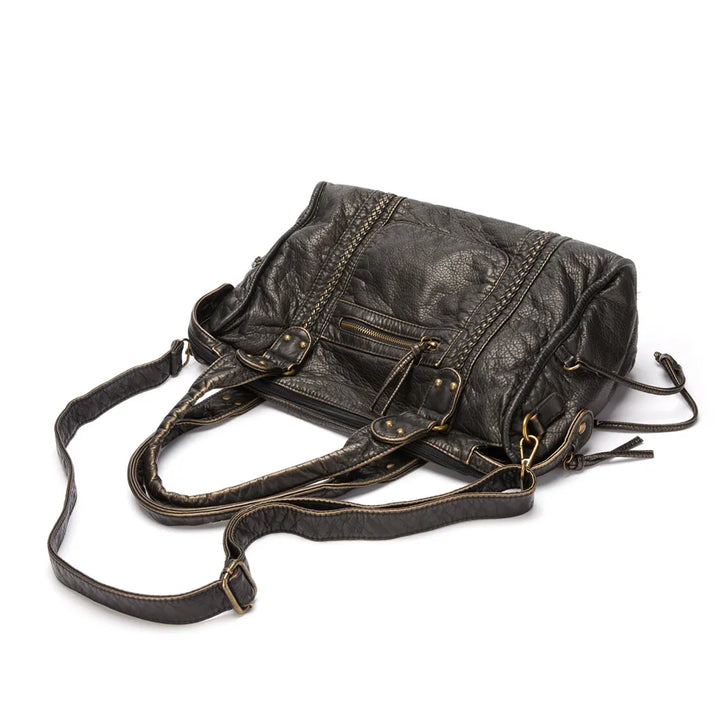 Schwarze Handtasche für die Schule