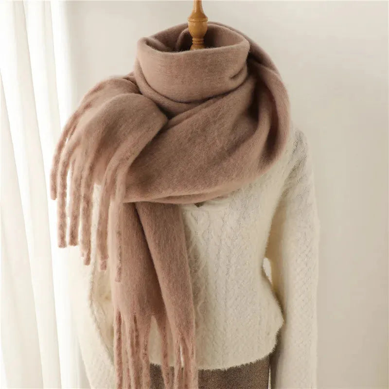 Warmer Schal für Damen im Winter