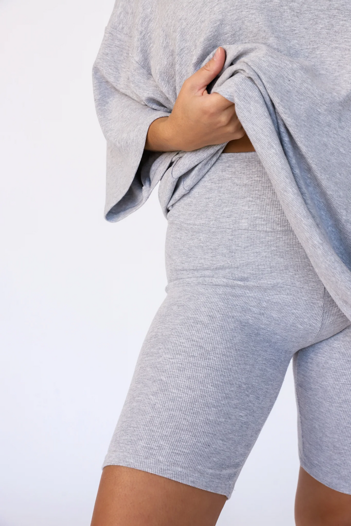 Aliams | Damen Lounge Satz mit Oversize T-Shirt und Biker Shorts