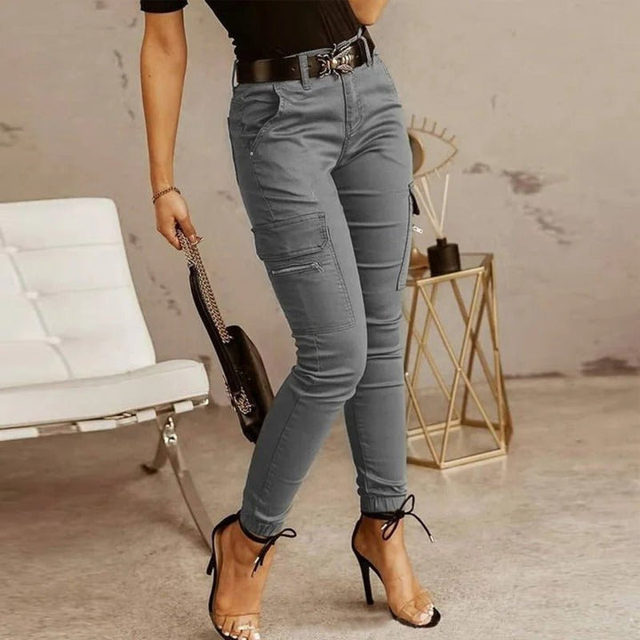 Modische Cargo Jeans Für Damen Im Trend