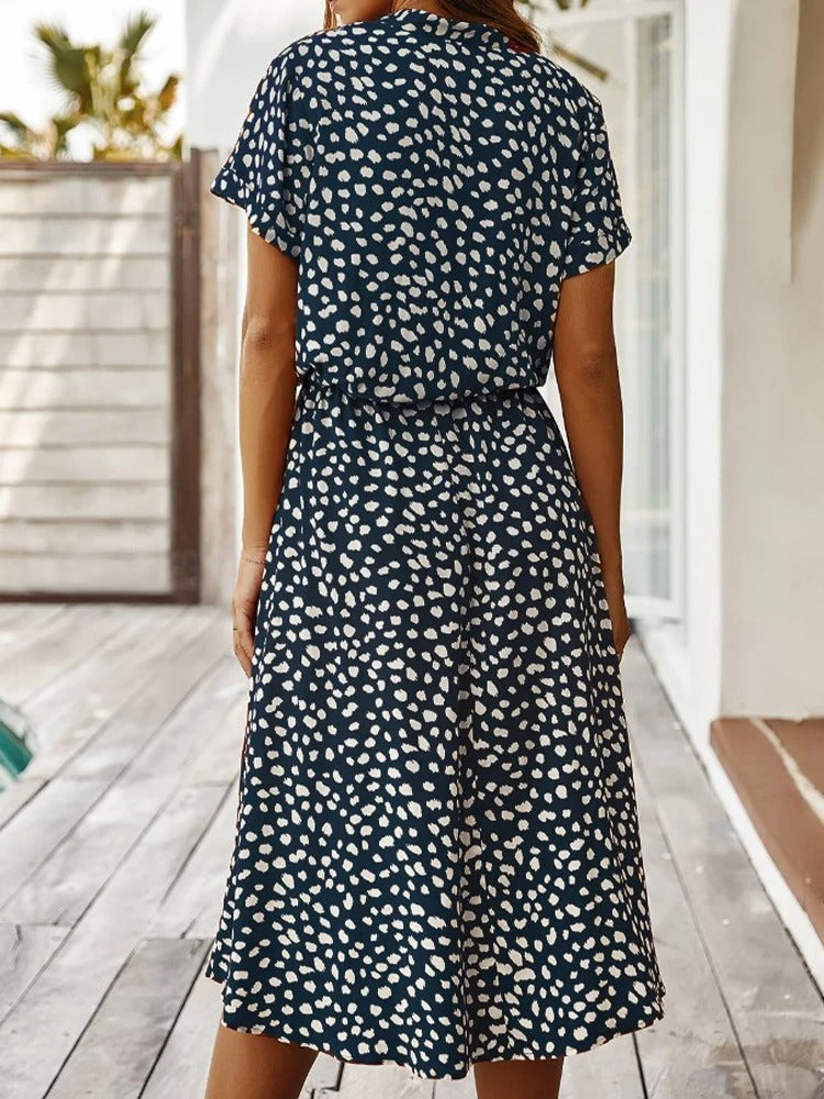 Damen Midikleid mit ausgestelltem Schnitt und Puffärmeln
