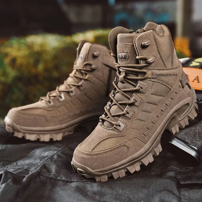 Robuste Winter-Kampfstiefel für kalte Bedingungen