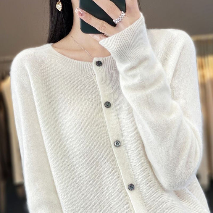 Aliams | Merino Wollstrickjacke mit Rundhalsausschnitt und Langen Ärmeln