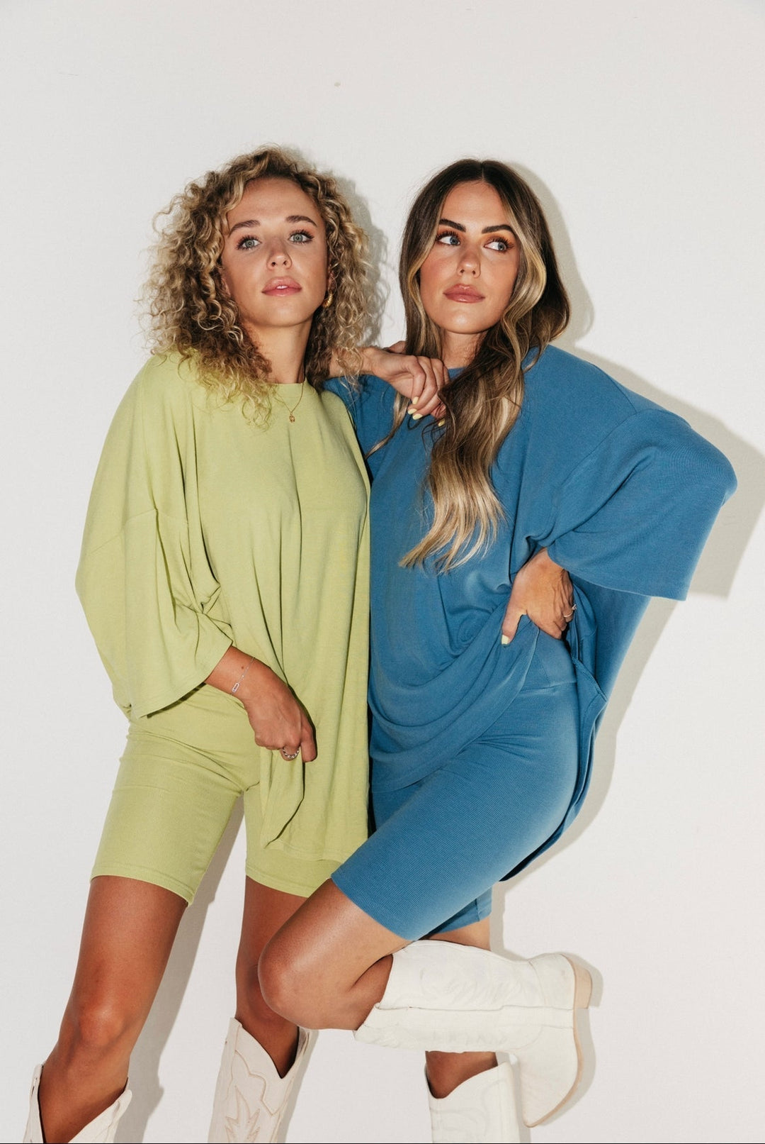 Aliams | Damen Lounge Satz mit Oversize T-Shirt und Biker Shorts