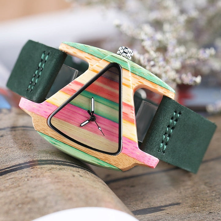 Aliams | Farbige Dreieck Bamboo Wood Uhr